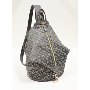 7819<br>イカリュック