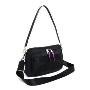 E51<br>Plainシリーズ<br>ウォレット機能ポケット付<br>2Wayポシェット