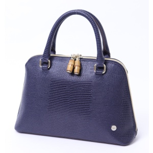 4809 リザード型押しブガッティバッグ