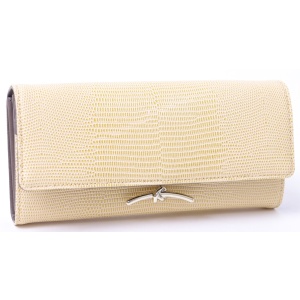 4814 リザード型押し長財布